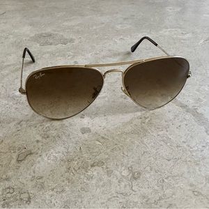Gold Rayban Aviators- women’s